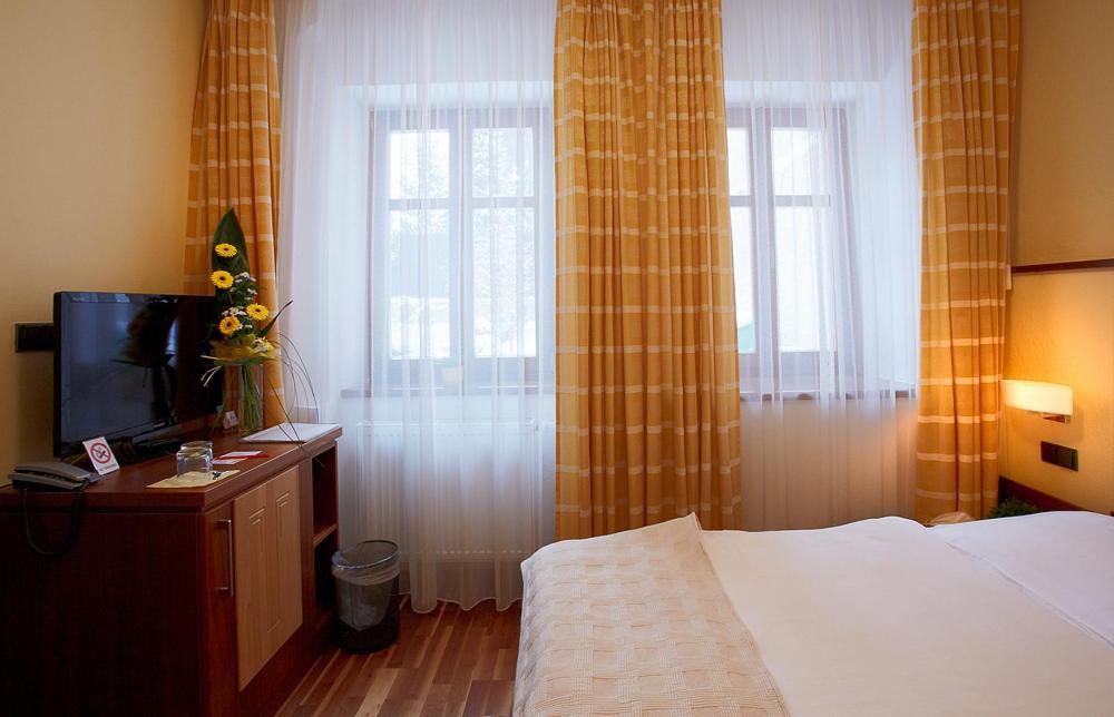 Hotel Penzion Na Hrade أولوموك الغرفة الصورة